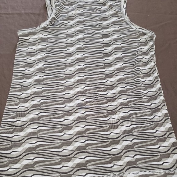 Puma Tank Top  Aztec Pattern Lightweight Athleisure Sports Girls Size XL 16 - Picture 2 of 5